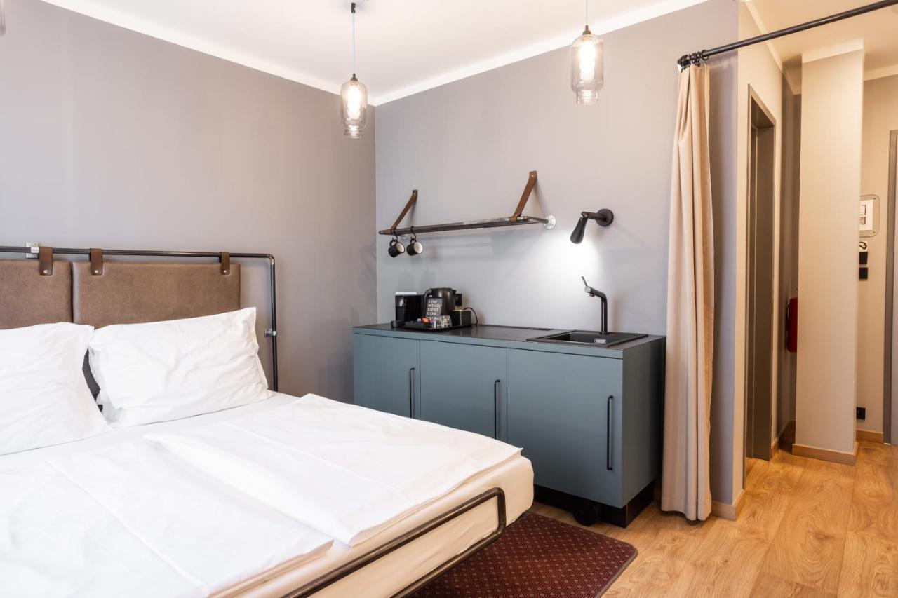 Double Room Private Bathroom
